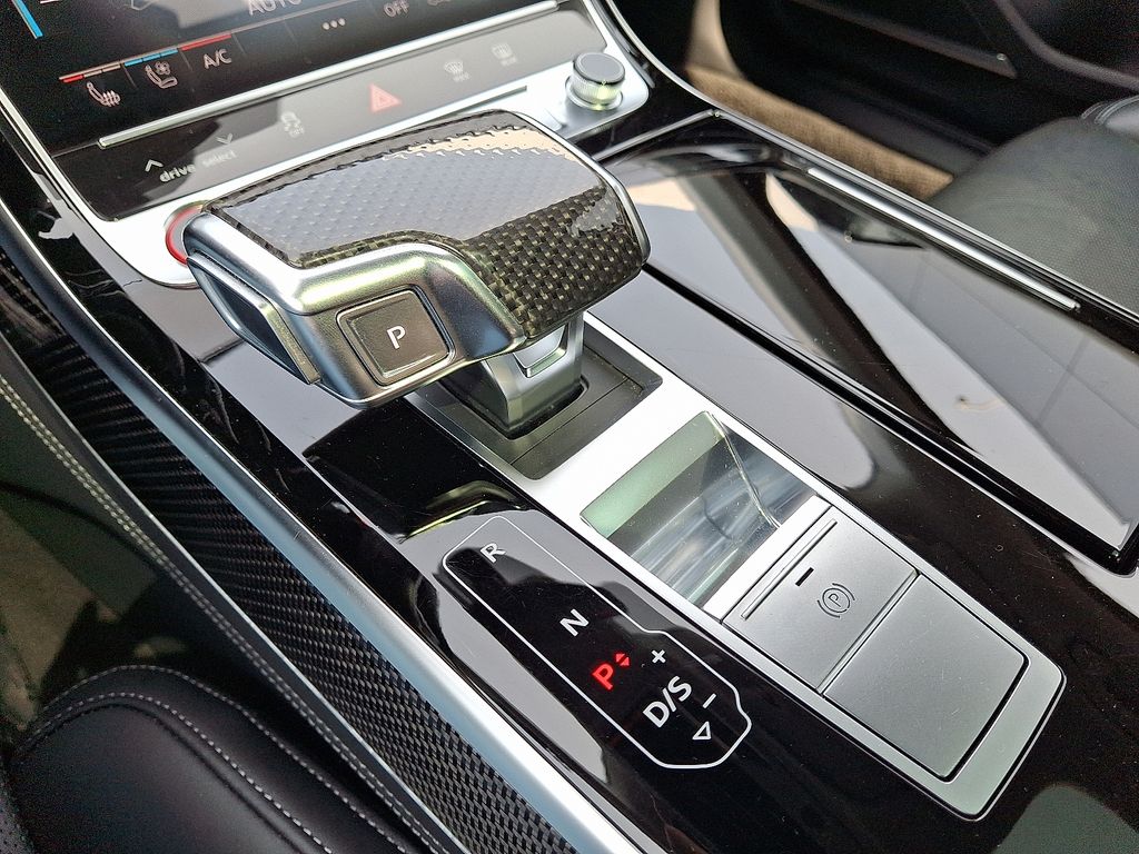 2022 Audi S8 4.0T 15