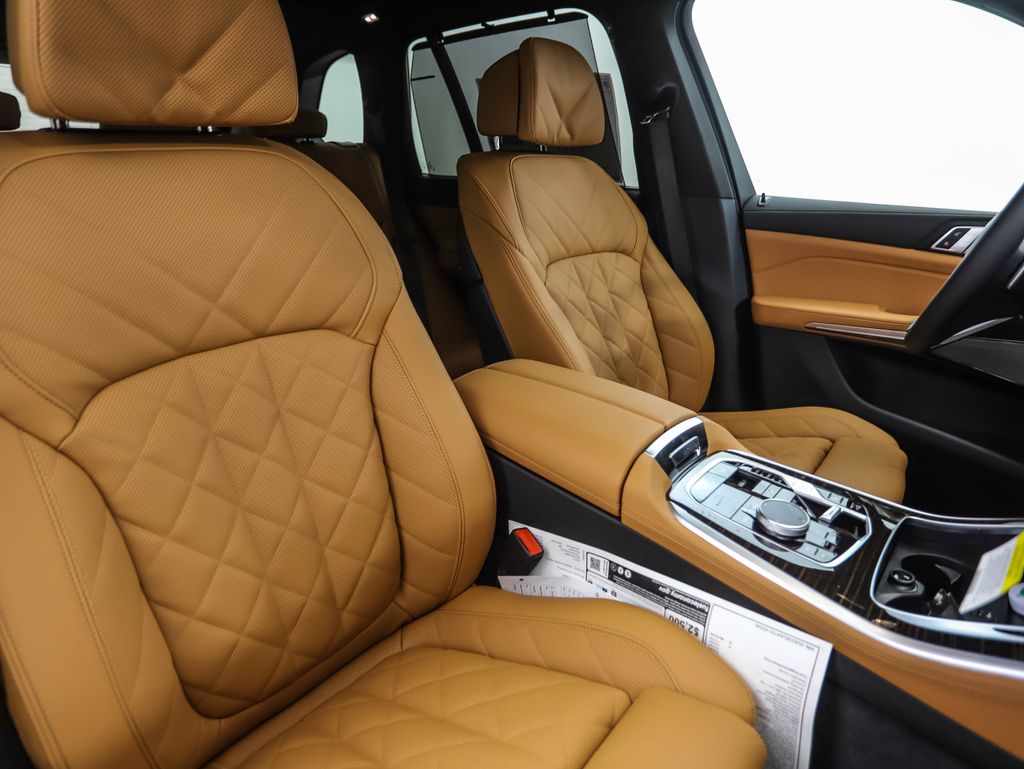 Thumbnail: 2026 BMW X5 - 30
