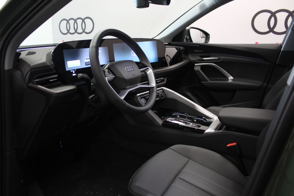 Thumbnail: 2026 Audi Q5 - 11