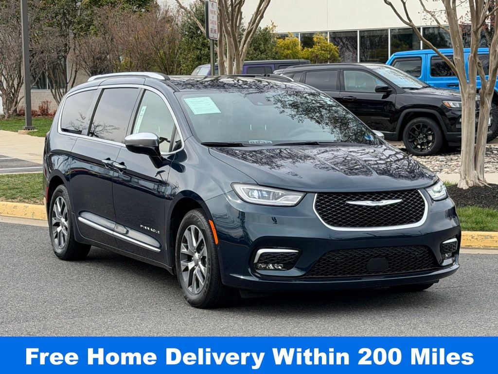 2023 Chrysler Pacifica Hybrid Pinnacle FWD