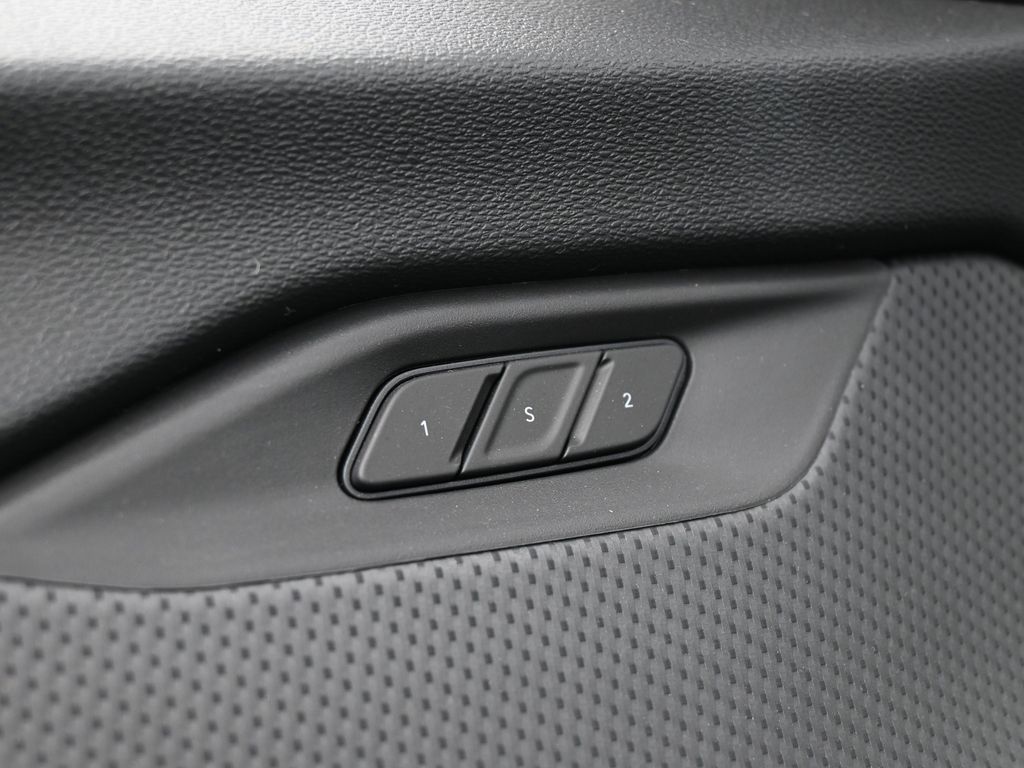 New 2026 Bright White Clearcoat Jeep Overland image 17