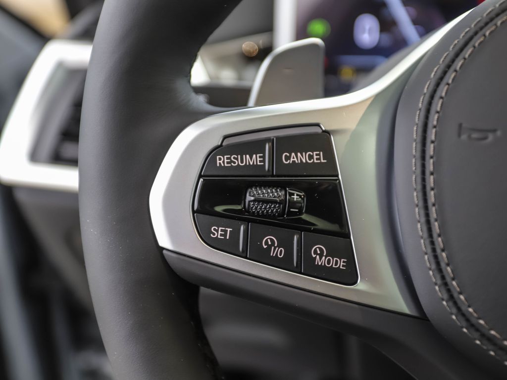 Thumbnail: 2026 BMW X6 - 13