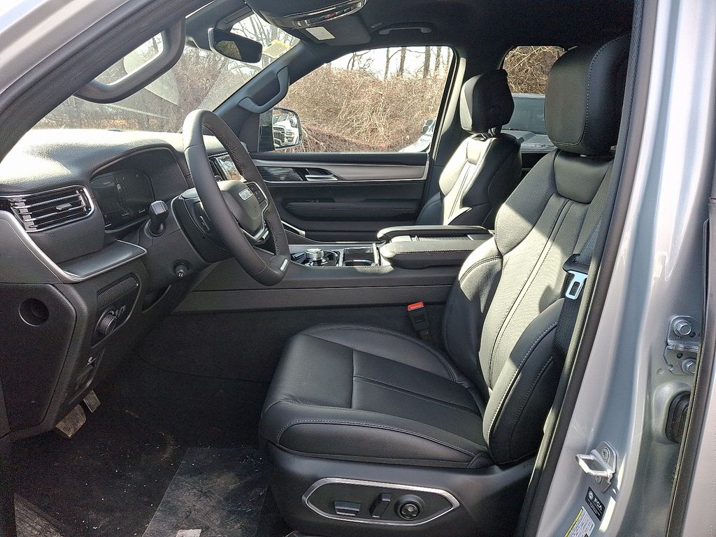 New 2026 Jeep Grand Wagoneer SUV
