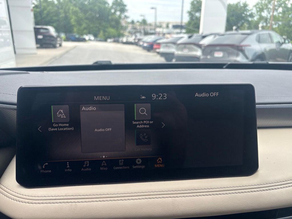Used 2023 Gray INFINITI LUXE image 19