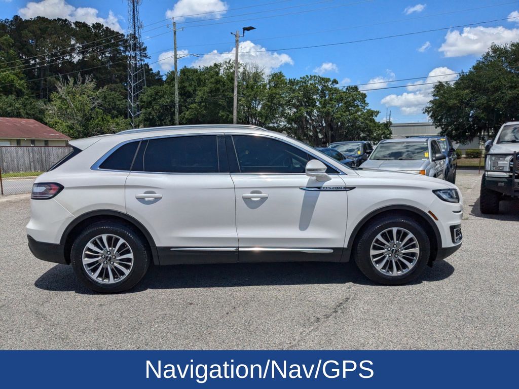 2019 Lincoln Nautilus Select
