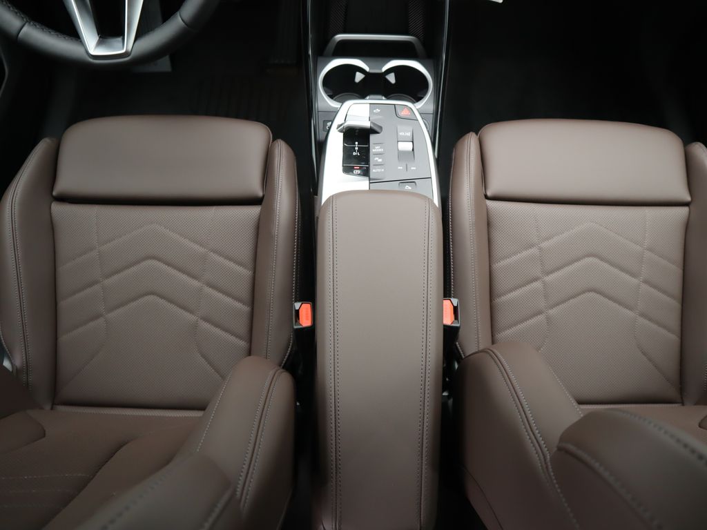 Thumbnail: 2025 BMW X1 - 17