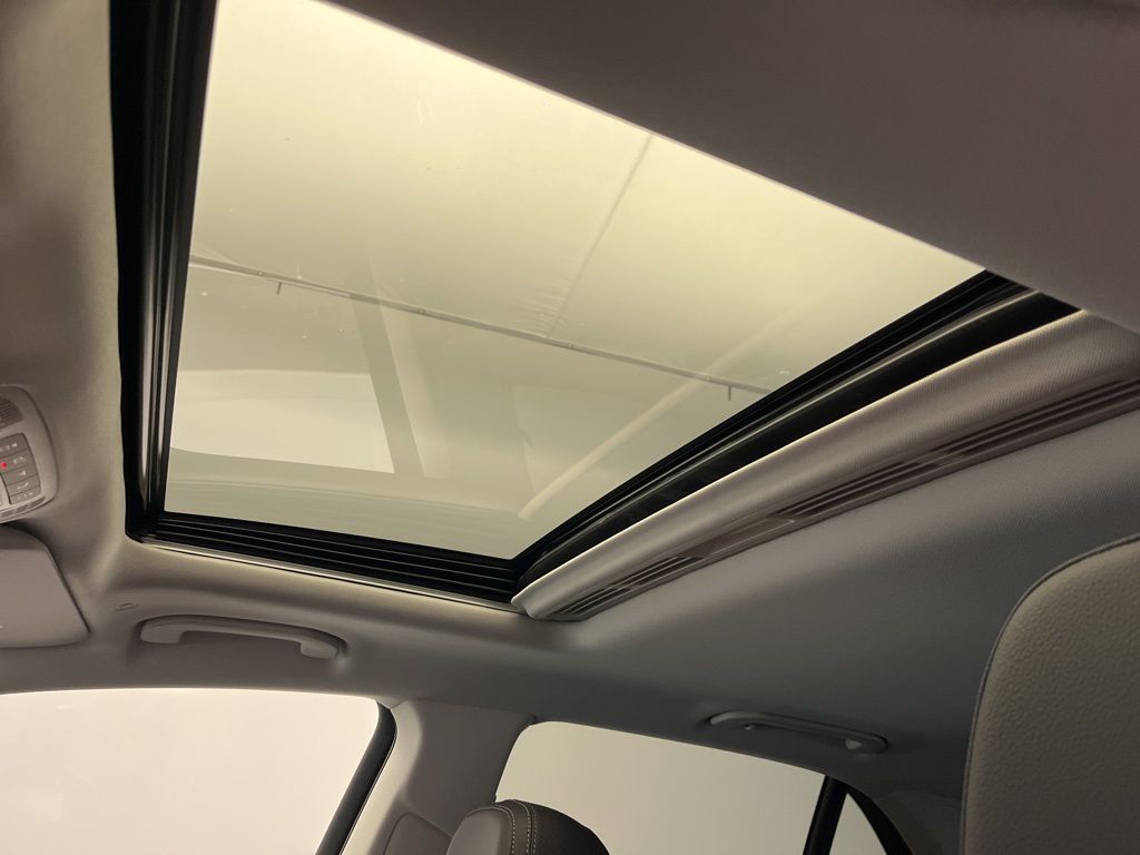 Thumbnail: 2026 Mercedes-Benz GLE - 23