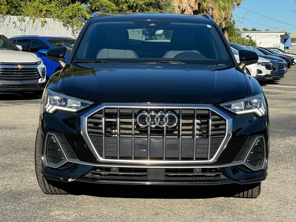 2023 Audi Q3  3