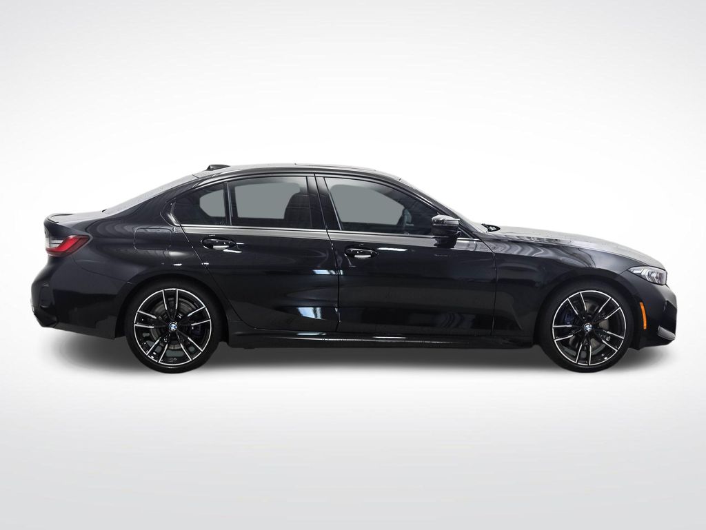 Thumbnail: 2023 BMW 3 Series - 6