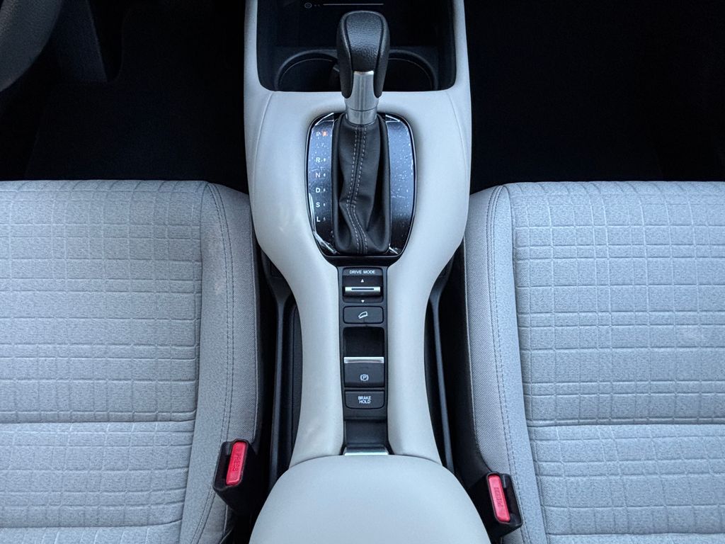 Thumbnail: 2027 Honda HR-V - 18