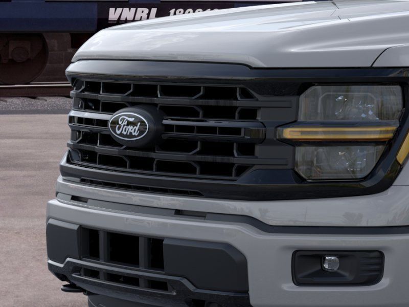New 2026 Avalanche Ford XLT image 16