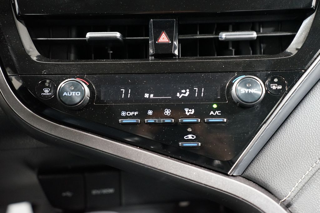 2023 Toyota Camry SE 20