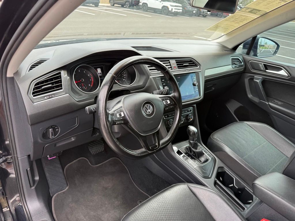Thumbnail: 2018 Volkswagen Tiguan - 13