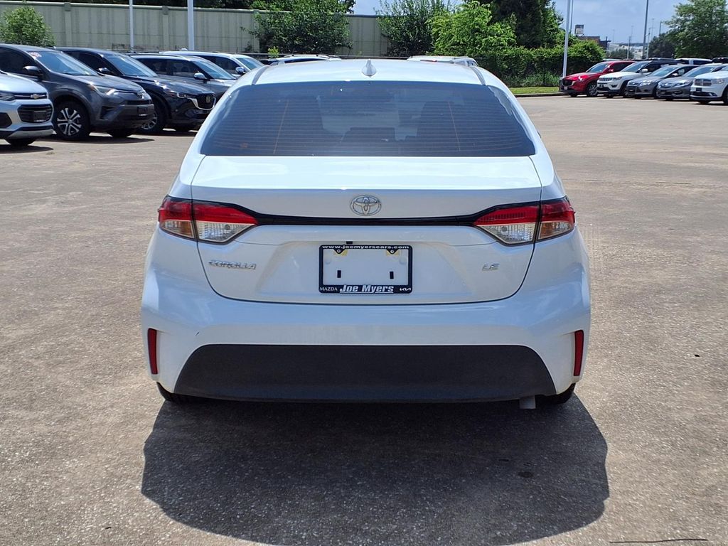 2025 Toyota Corolla LE - 7