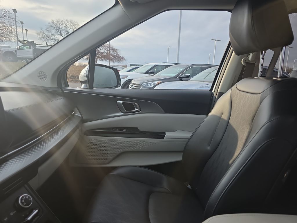 Certified Used 2023 Gray Kia LX image 29