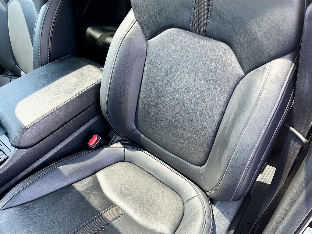 Used 2025 Black Honda Touring image 22