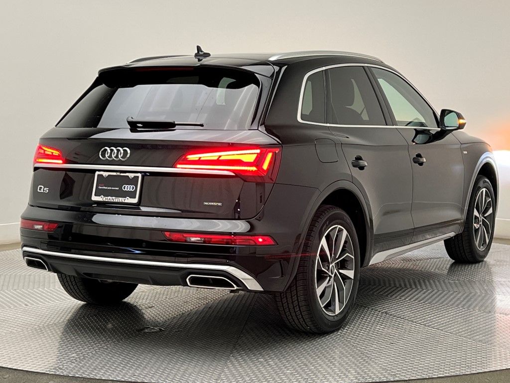 Thumbnail: 2023 Audi Q5 - 4