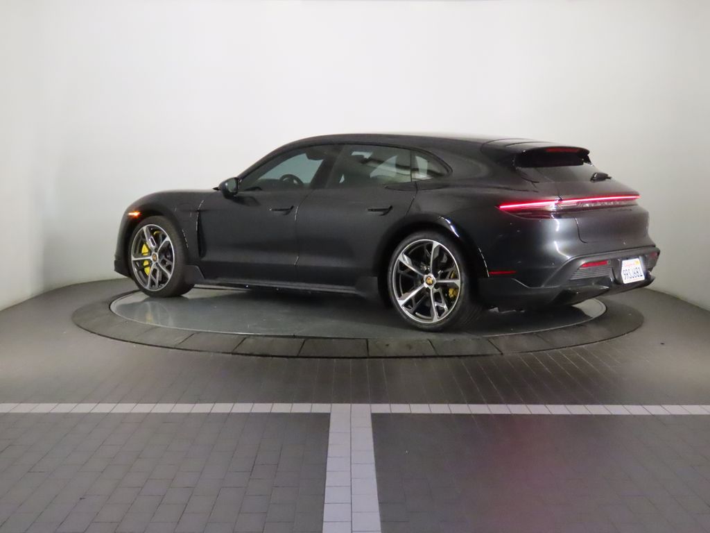 Thumbnail: 2023 Porsche Taycan - 3