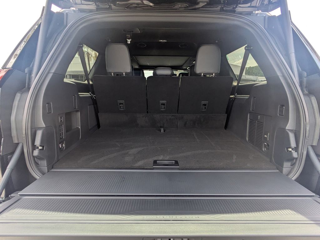 2027 Ford Expedition Max 