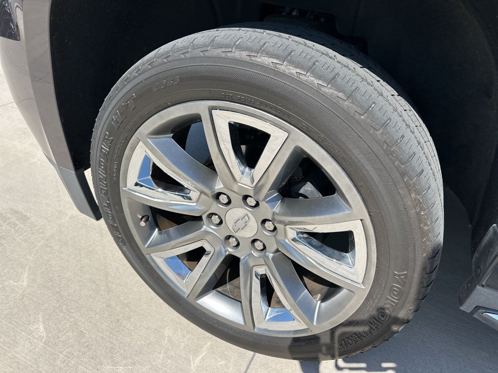 2015 Tungsten Metallic Chevrolet Suburban LTZ RWD SUV