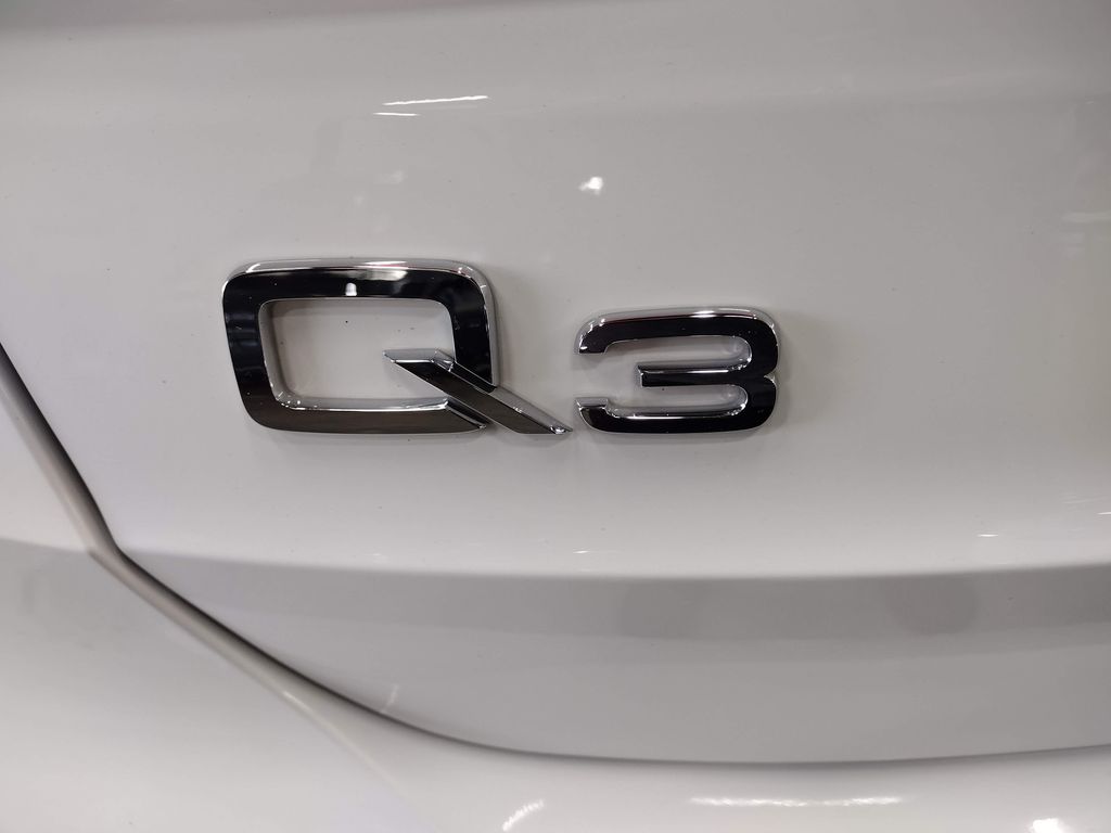 2023 Audi Q3 Premium