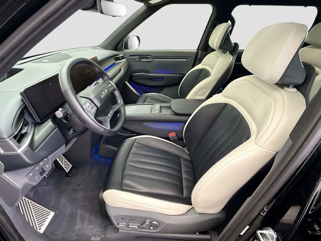 Thumbnail: 2024 Kia EV9 - 19