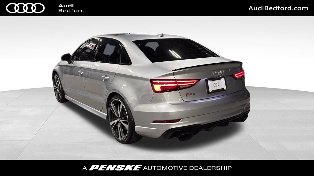 Thumbnail: 2018 Audi RS 3 - 4