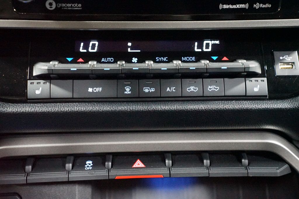 Thumbnail: 2024 Toyota Tundra - 21