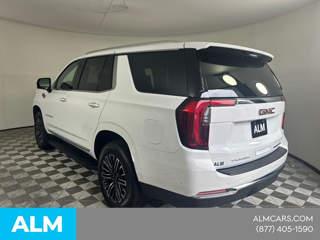 Used 2025 White GMC Elevation image 9