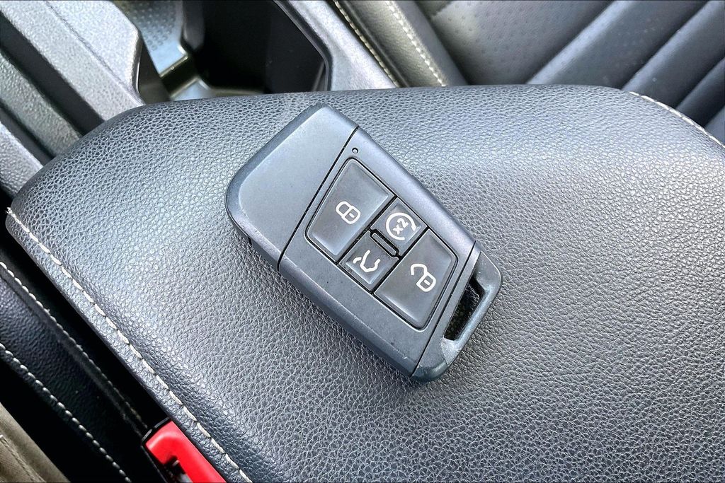 Used 2024 Volkswagen Jetta Sedan
