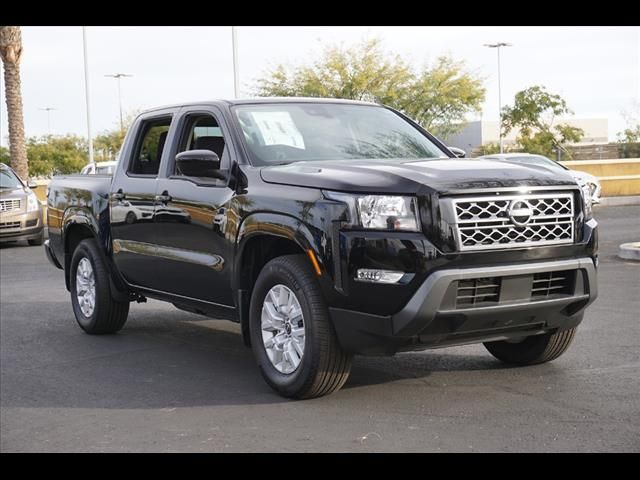 2024 Nissan Frontier SV 4