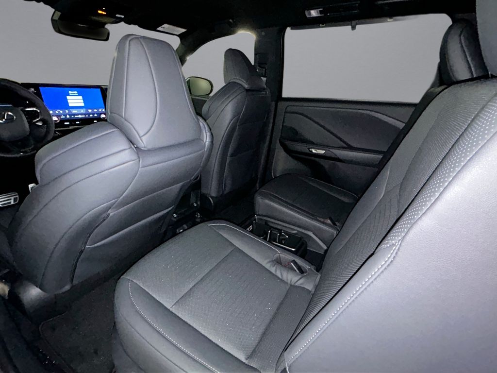 Thumbnail: 2026 Lexus TX - 9