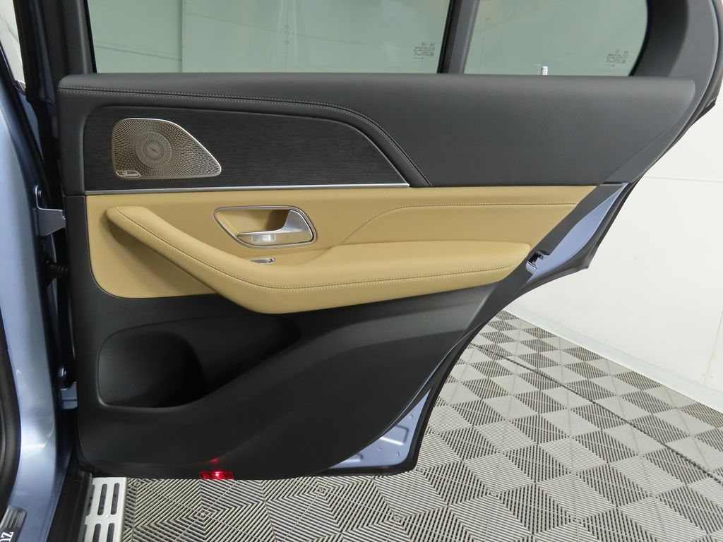 Thumbnail: 2026 Mercedes-Benz GLE - 29