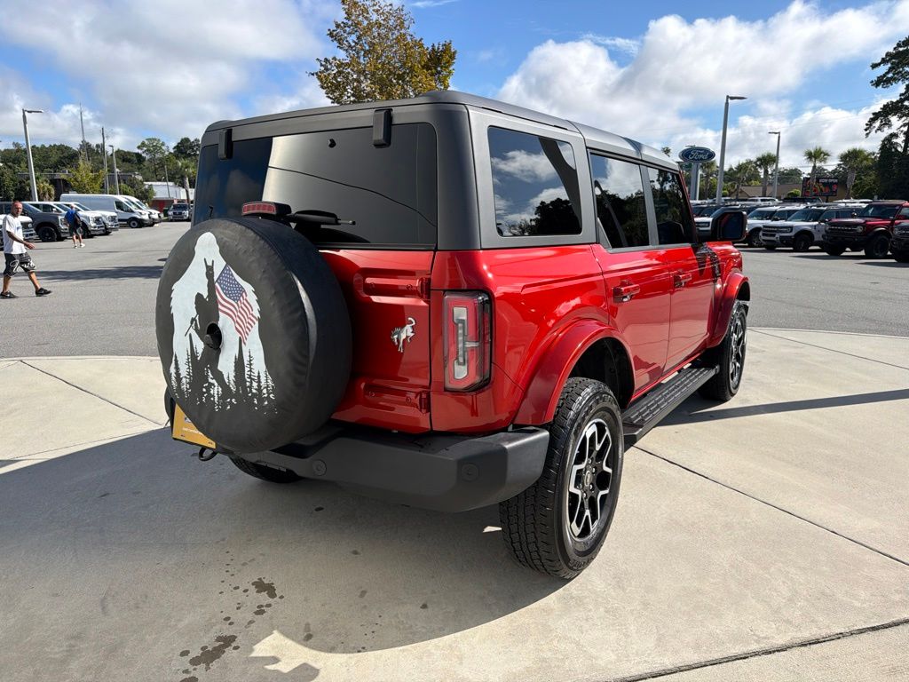 2024 Ford Bronco Outer Banks
