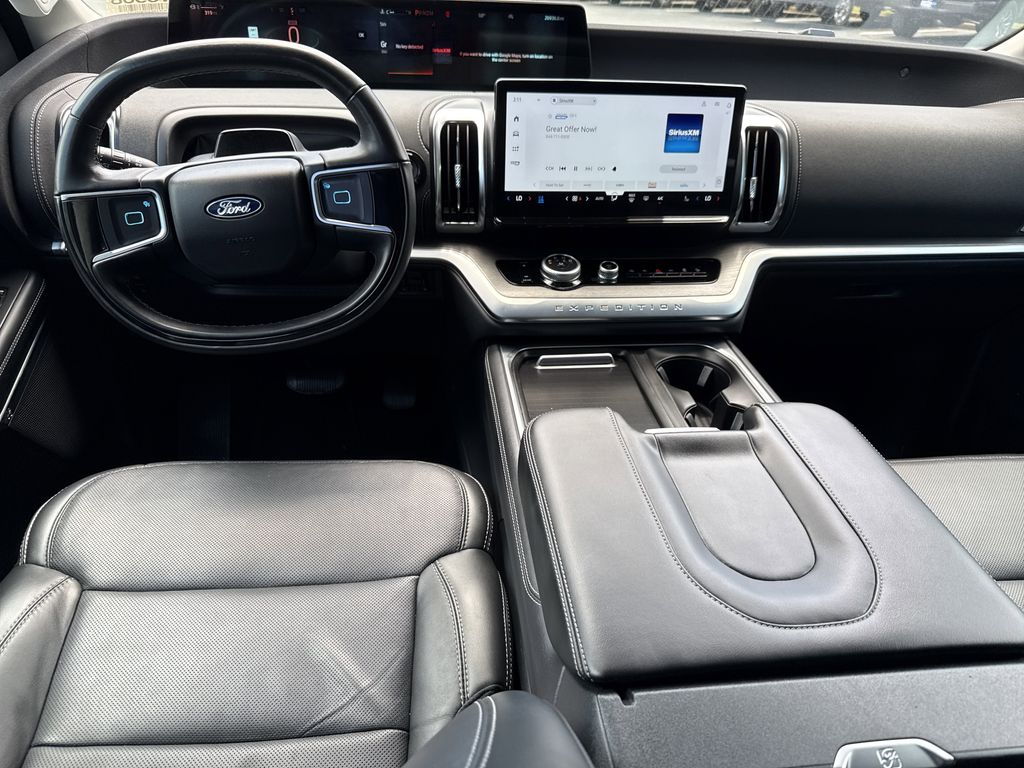 Used 2025 Ford Expedition Max SUV