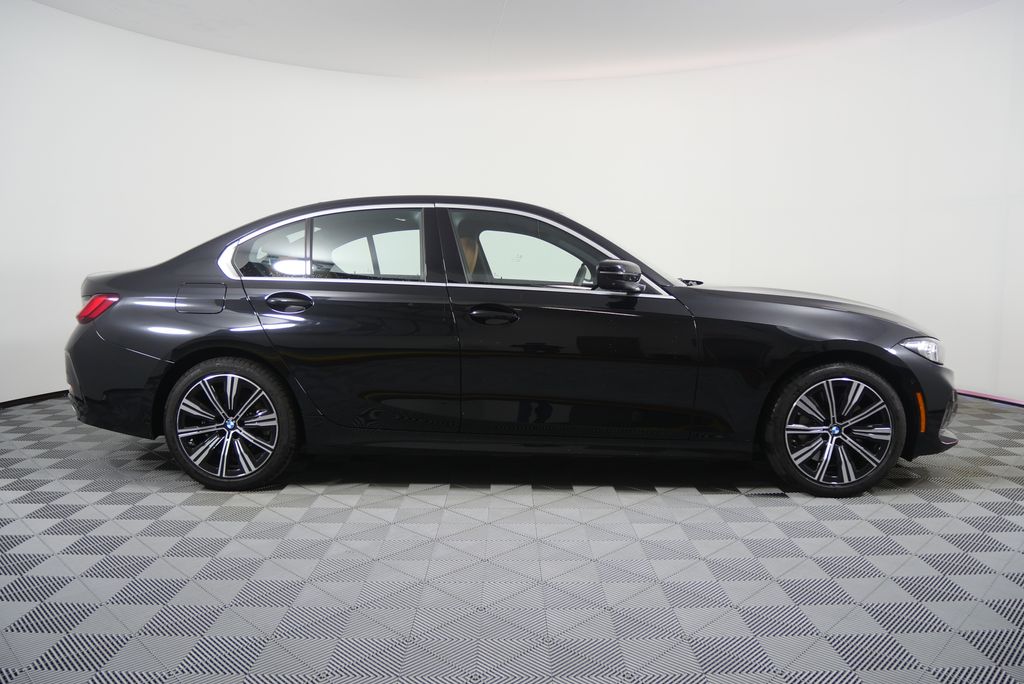 Thumbnail: 2025 BMW 3 Series - 2