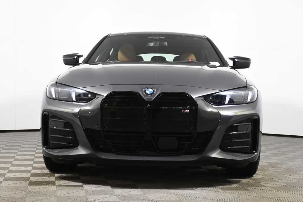 Thumbnail: 2026 BMW i4 - 10