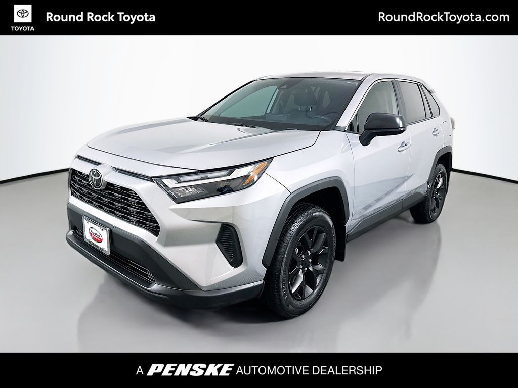 2025 Toyota RAV4 LE FWD