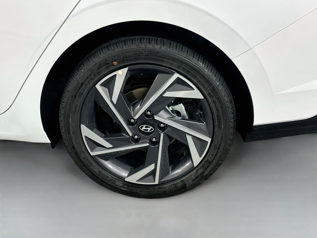 Thumbnail: 2026 Hyundai Elantra - 22