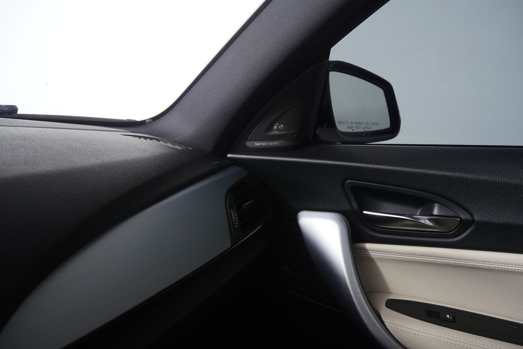 Thumbnail: 2015 BMW 2 Series - 21