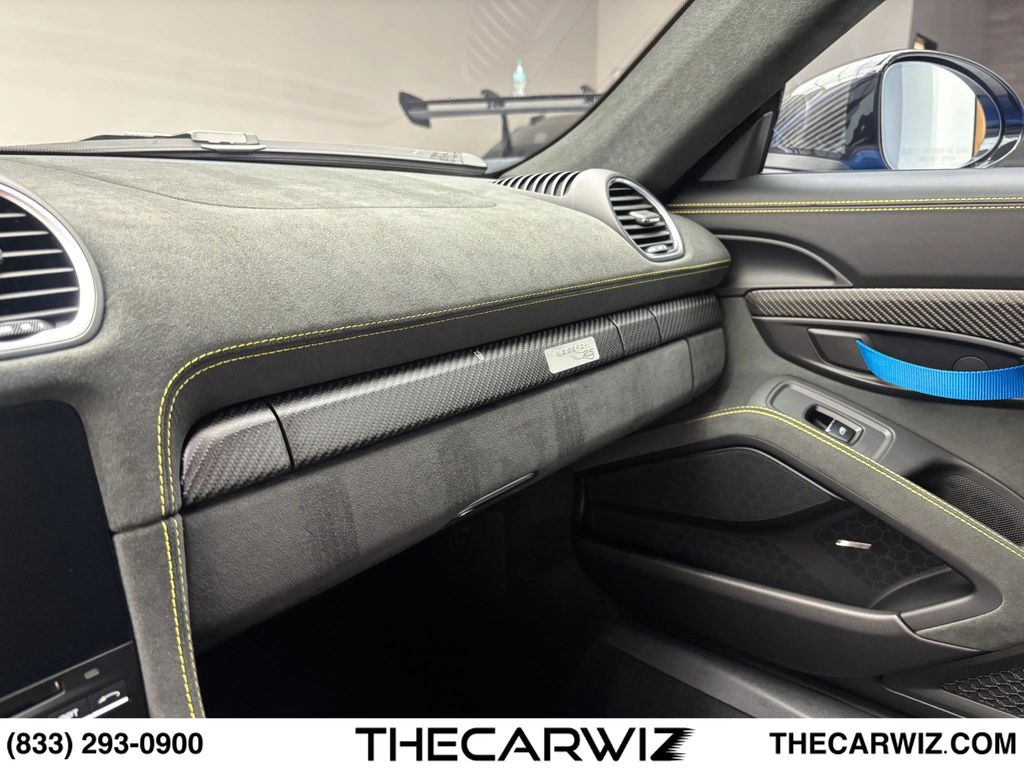 2023 Porsche 718 Cayman