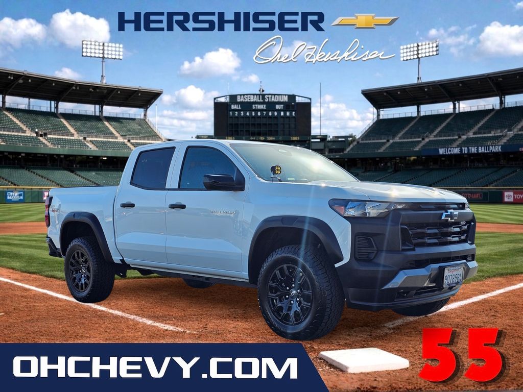 2024 Chevrolet Colorado Blanco (Summit White) Camioneta Todo terreno 8 velocidades Automática