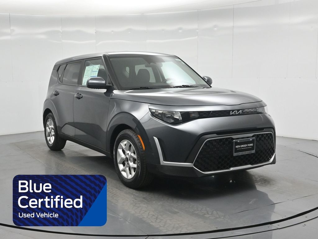 2023 Kia Soul LX FWD