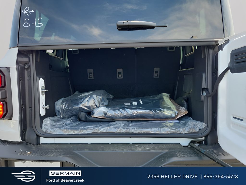 New 2025 White Ford Raptor image 24