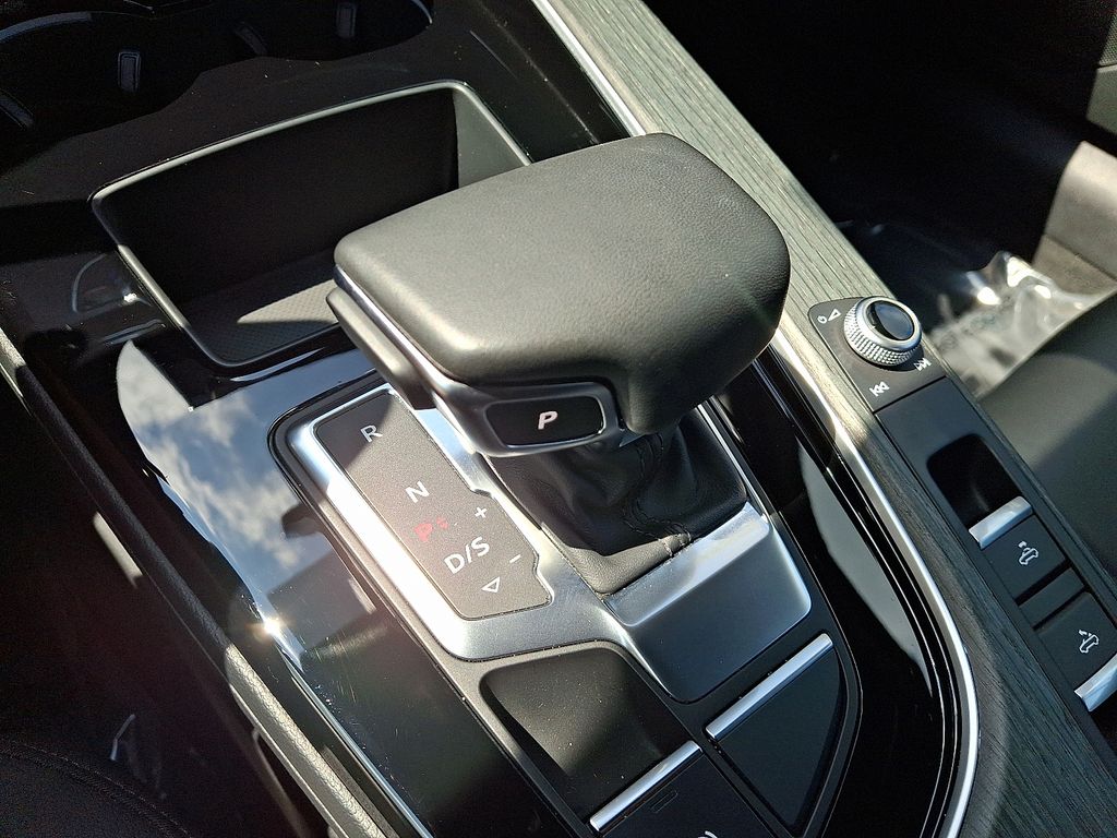 Thumbnail: 2023 Audi A5 - 14