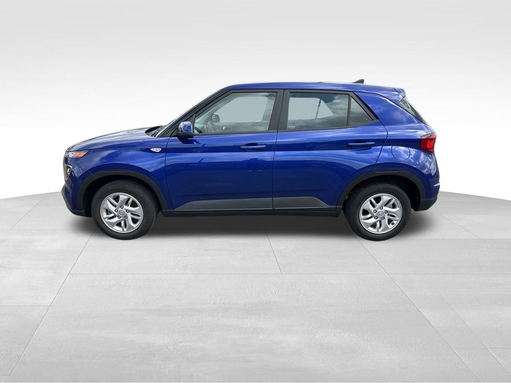 2022 Intense Blue Hyundai Venue SE FWD SUV