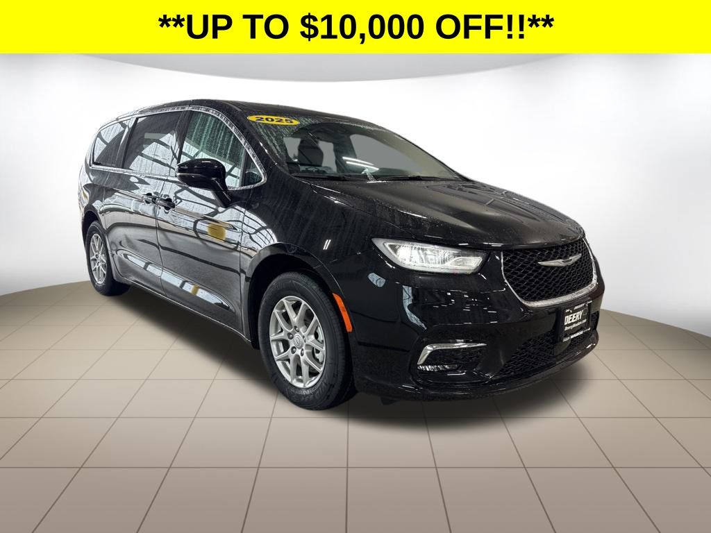 Diamond Black Crystal Pearlcoat 2025 Chrysler Pacifica Minivan Front-Wheel Drive 9-Speed Automatic
