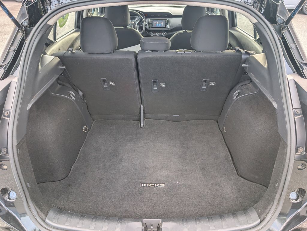 Used 2021 Nissan Kicks SUV