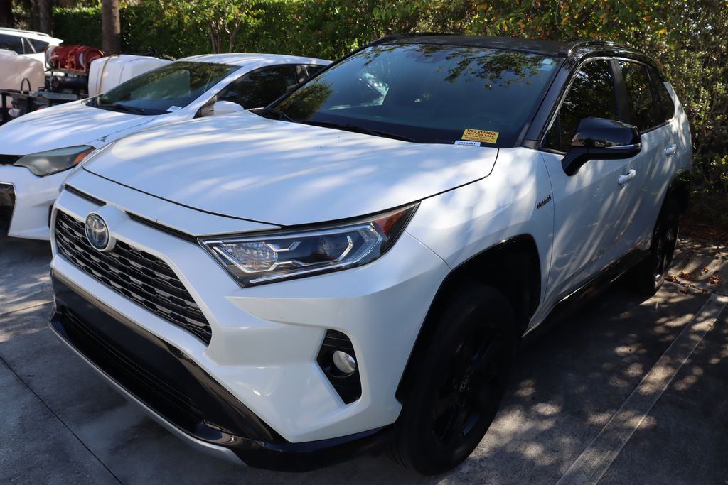 Thumbnail: 2021 Toyota RAV4 - 2