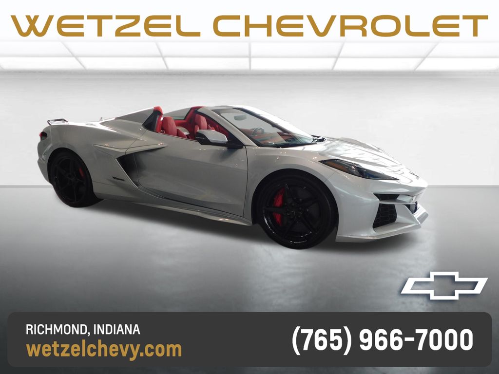 Blade Silver Metallic 2026 Chevrolet Corvette E-Ray Convertible AWD with 3LZ Convertible All-Wheel Drive 8-Speed Dual Clutch